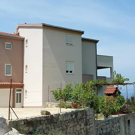 Apartamento Mate Podstrana